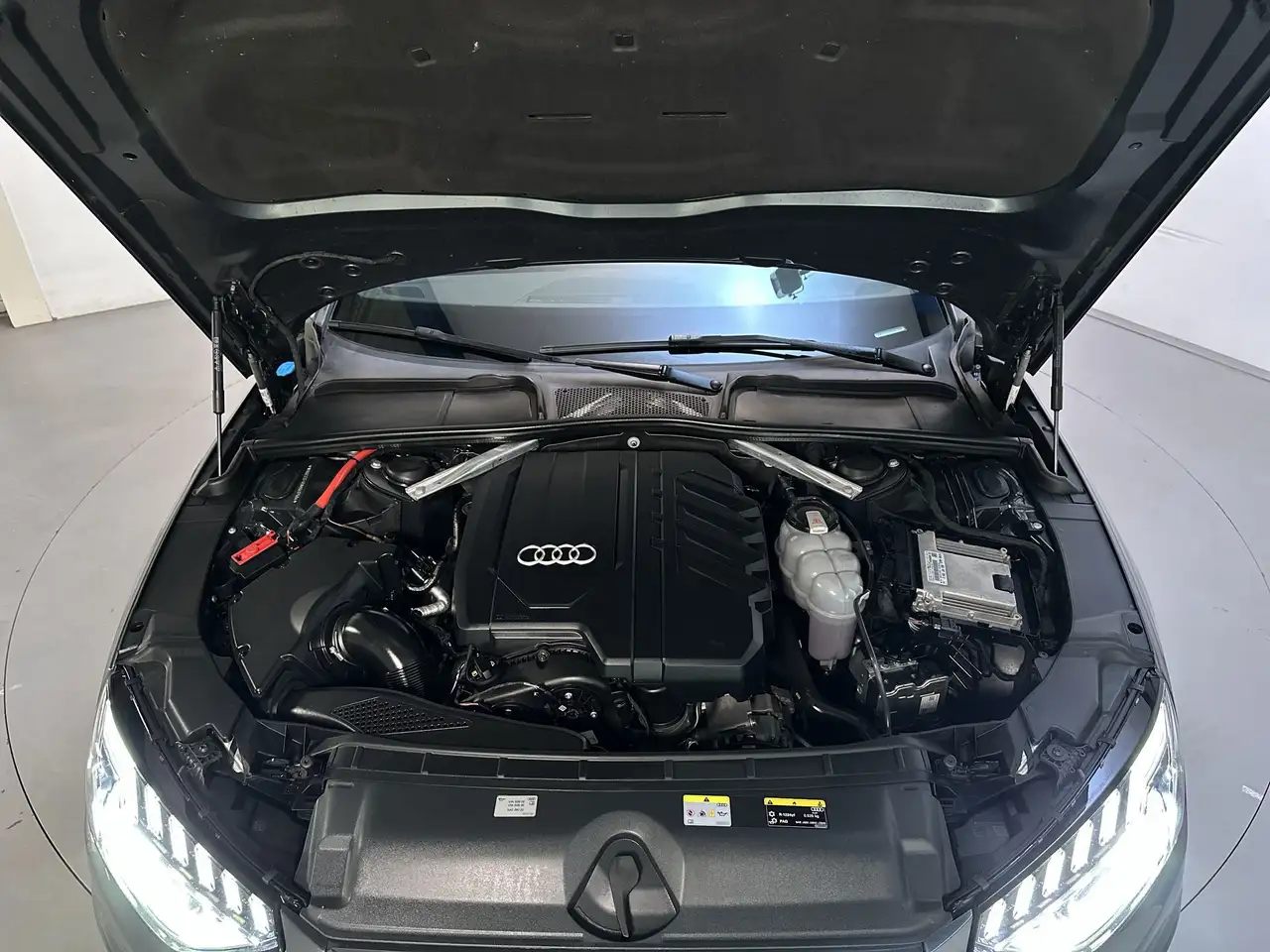 Audi A4 Avant 35 TFSI S Edition Competition S-Line LED, миниатюра 14