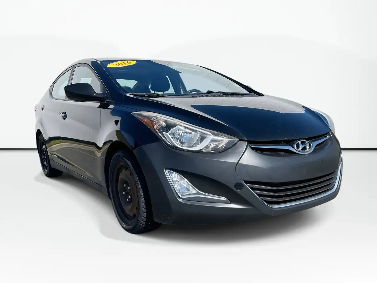 Hyundai ELANTRA снимка Hyundai ELANTRA