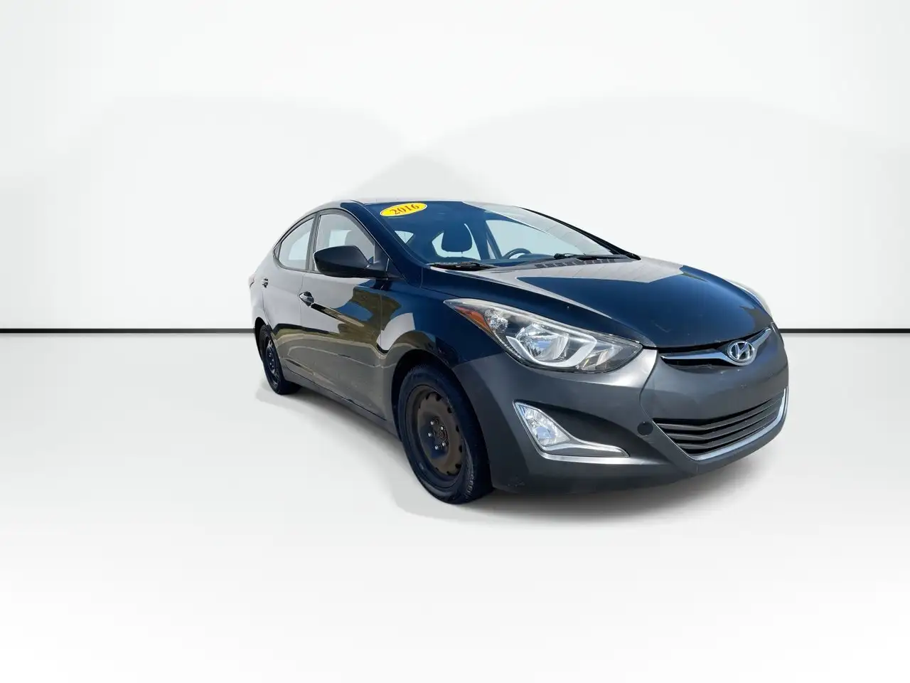 Hyundai ELANTRA снимка Hyundai ELANTRA