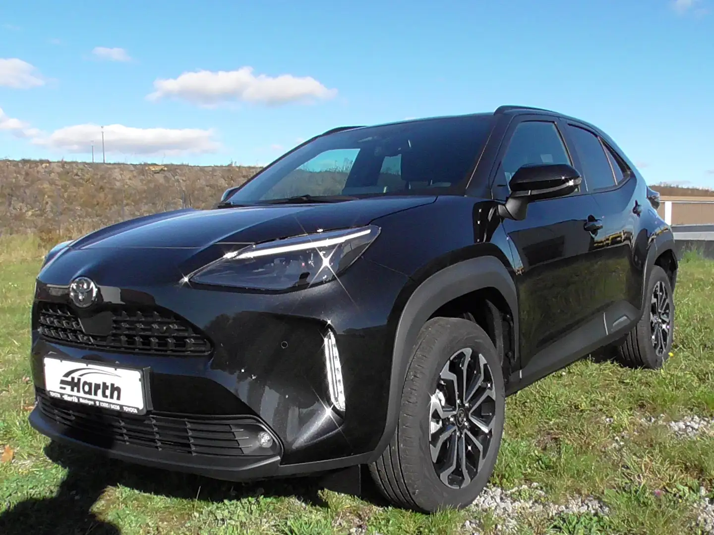 Toyota Yaris Cross Hybrid,Autom.,Sitzhzg,Lenkradhzg,Alu,SHA,PCSS,Navi Noir - 1