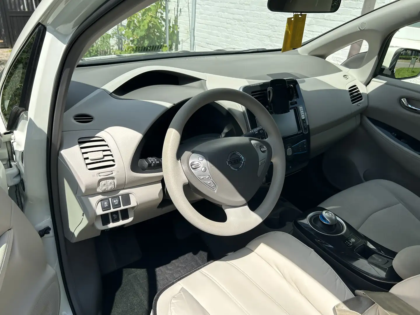 Nissan Leaf 24 kWh (mit Batterie) Acenta - 2