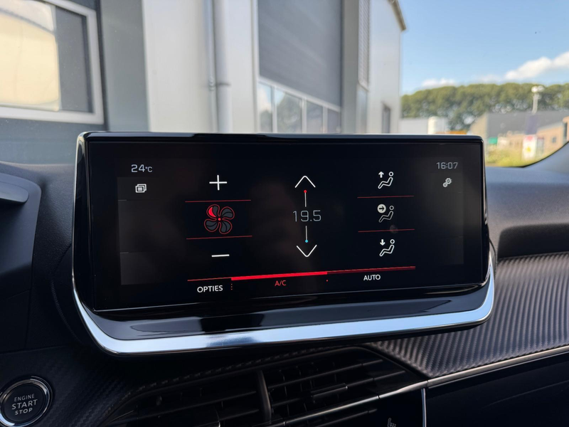 Peugeot 2008 1.2 PureTech Allure | Nieuwe D-Riem | Full LED | C — photo 18