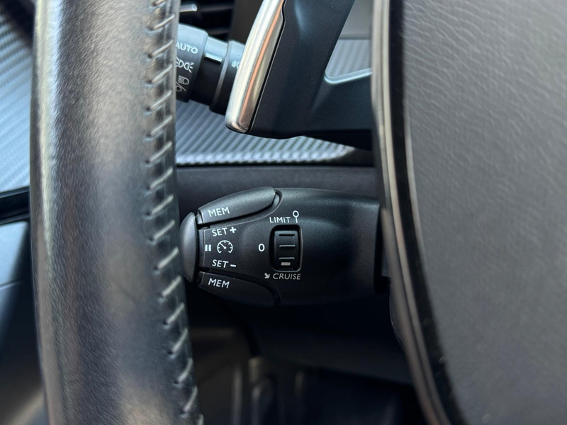 Peugeot 2008 1.2 PureTech Allure | Nieuwe D-Riem | Full LED | C — photo 13