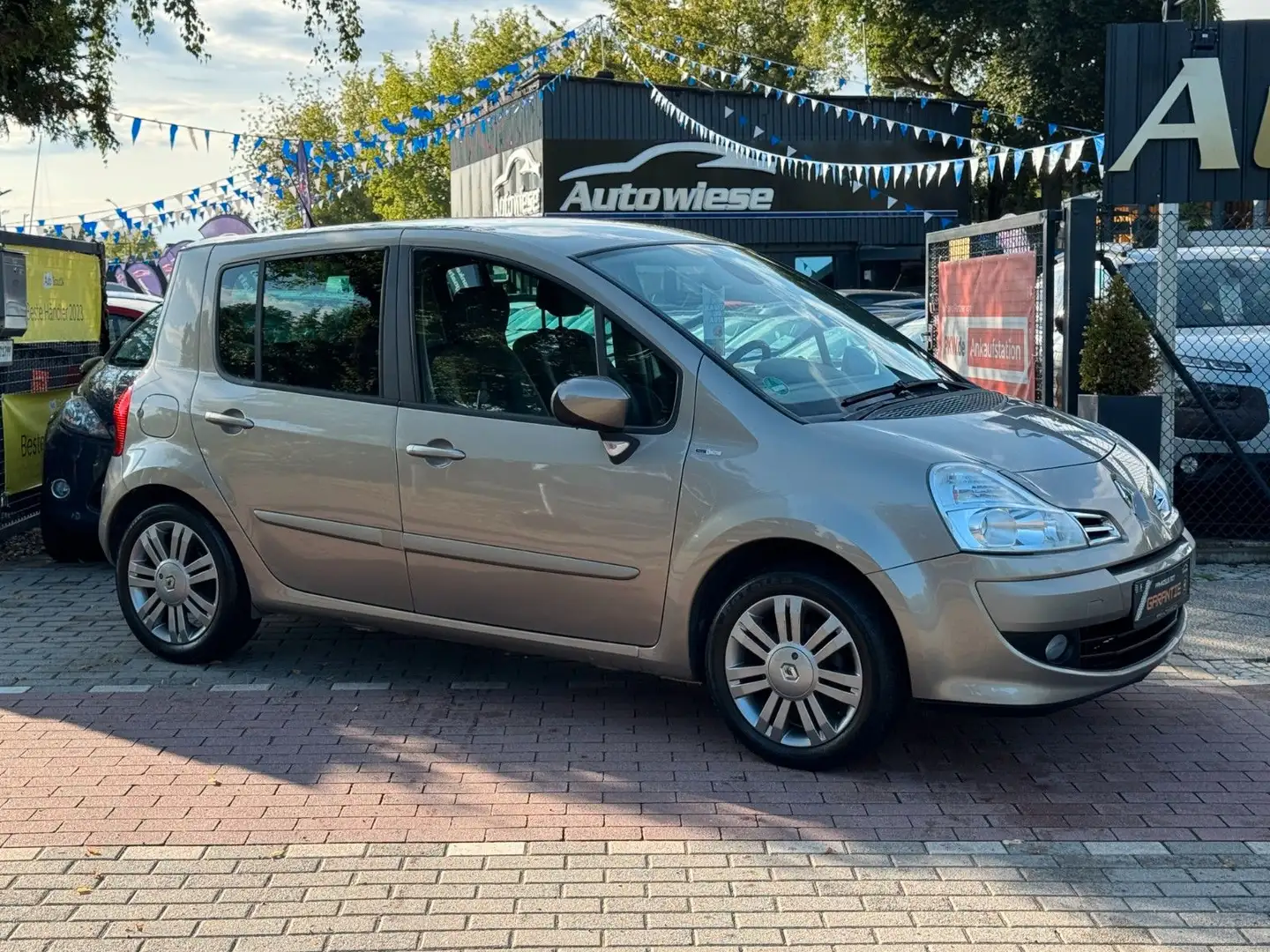 Renault Modus Night & Day 1.2*Temp.*Klima*PDC*AHK*EU5* Beige - 1