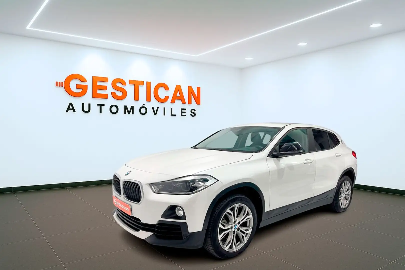BMW X2 sDrive 18d Blanco - 1