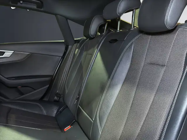 Audi A5 view 13