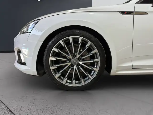 Audi A5 view 15