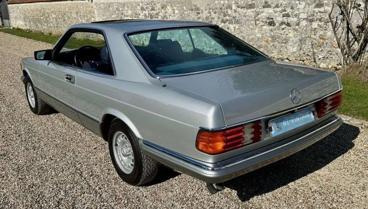 Mercedes-Benz 380 sec 1984, foto 2