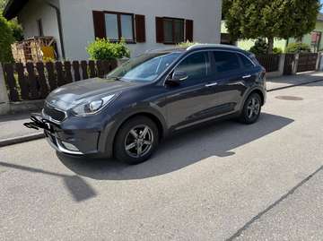 Niro 1,6 GDI Hybrid Gold DCT Gold
