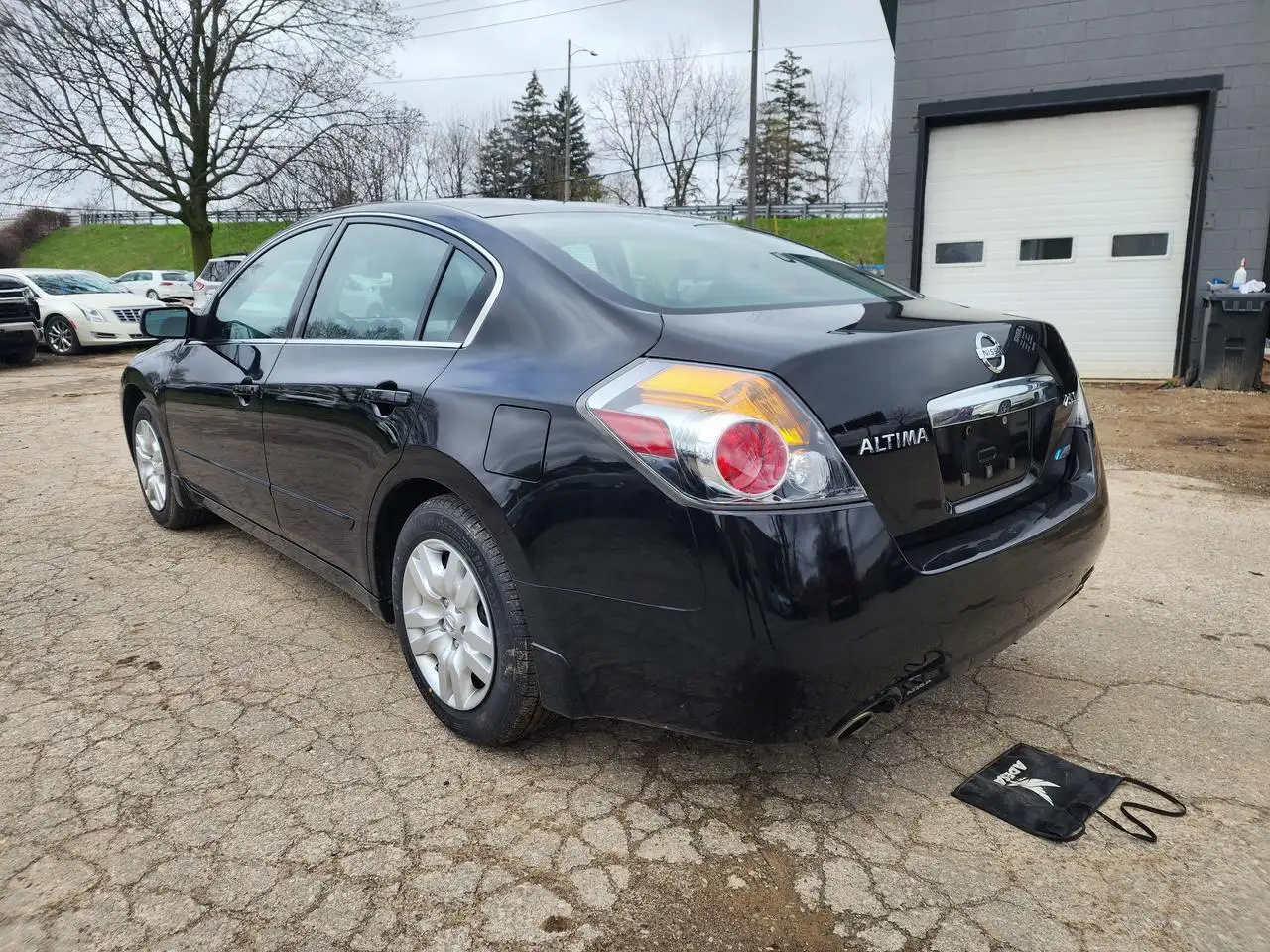 Nissan Altima снимка Nissan Altima