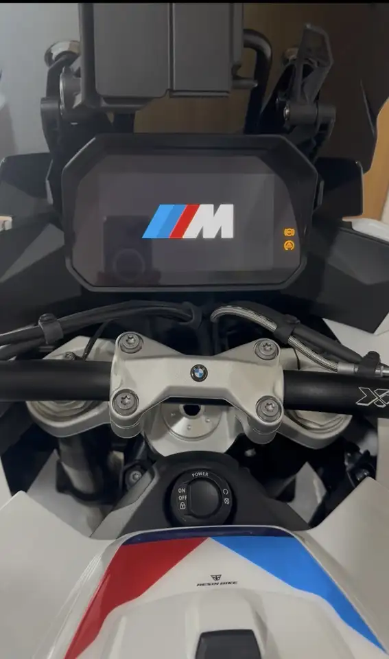 BMW S 1000 XR