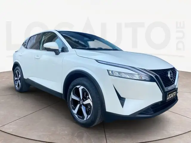 Nissan Qashqai view 3