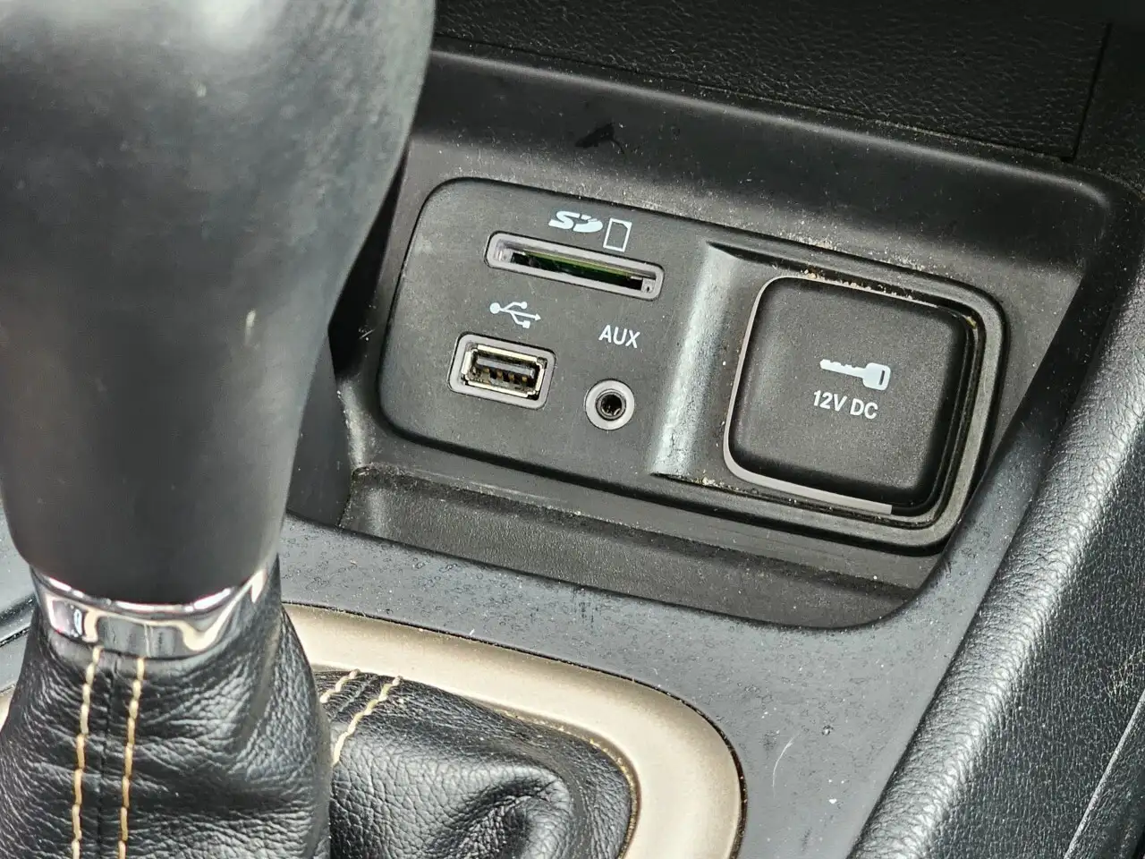 Jeep Cherokee снимка Jeep Cherokee
