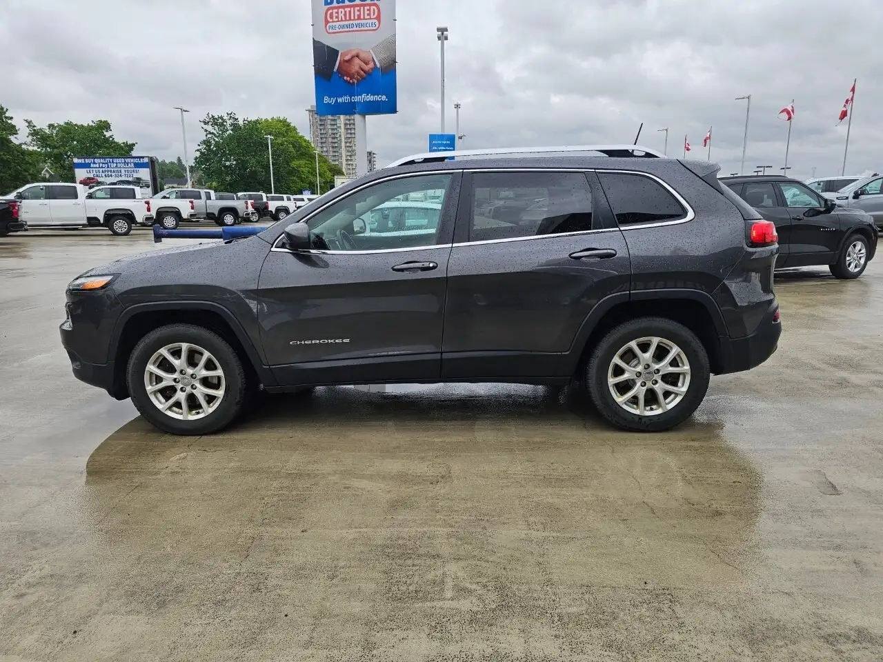 Jeep Cherokee снимка Jeep Cherokee