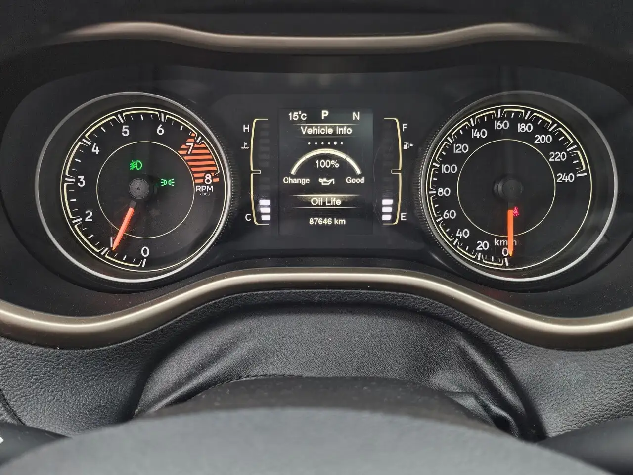 Jeep Cherokee снимка Jeep Cherokee