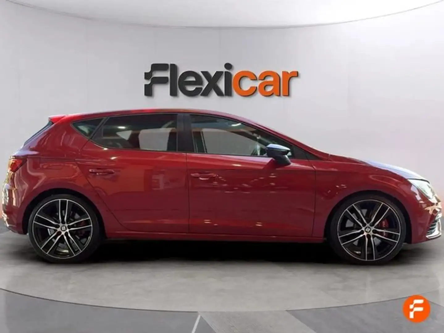 SEAT Leon ST 2.0 TSI S&S Cupra DSG7 290 Rojo - 2