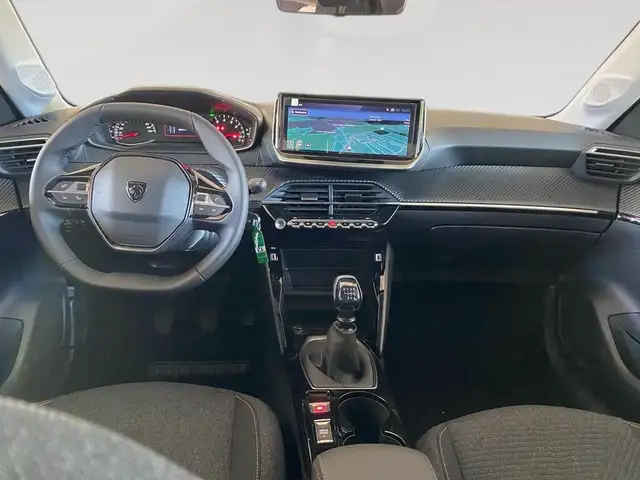 Peugeot 208 view 6
