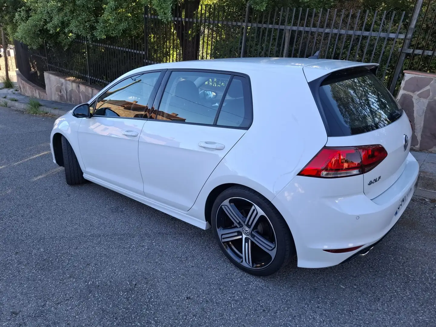 Volkswagen Golf 1.4 TSI BMT Sport 140 ACT Tech. - 2