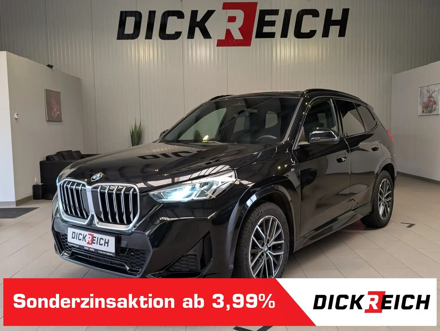 BMW X1 18 d M-Sport Pano Premium-Travel-Paket AHK Schwarz - 1