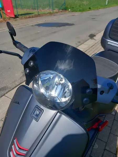 Vespa GTS - foto 8