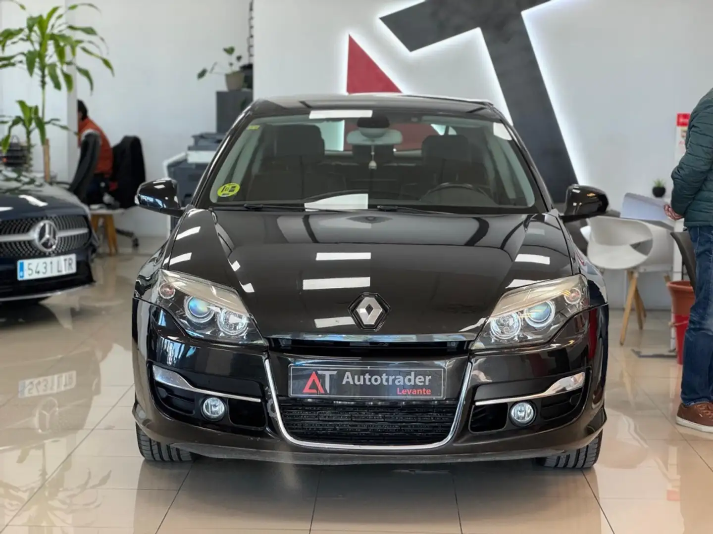 Renault Laguna 1.5dCi Dynamique TomTom Noir - 2