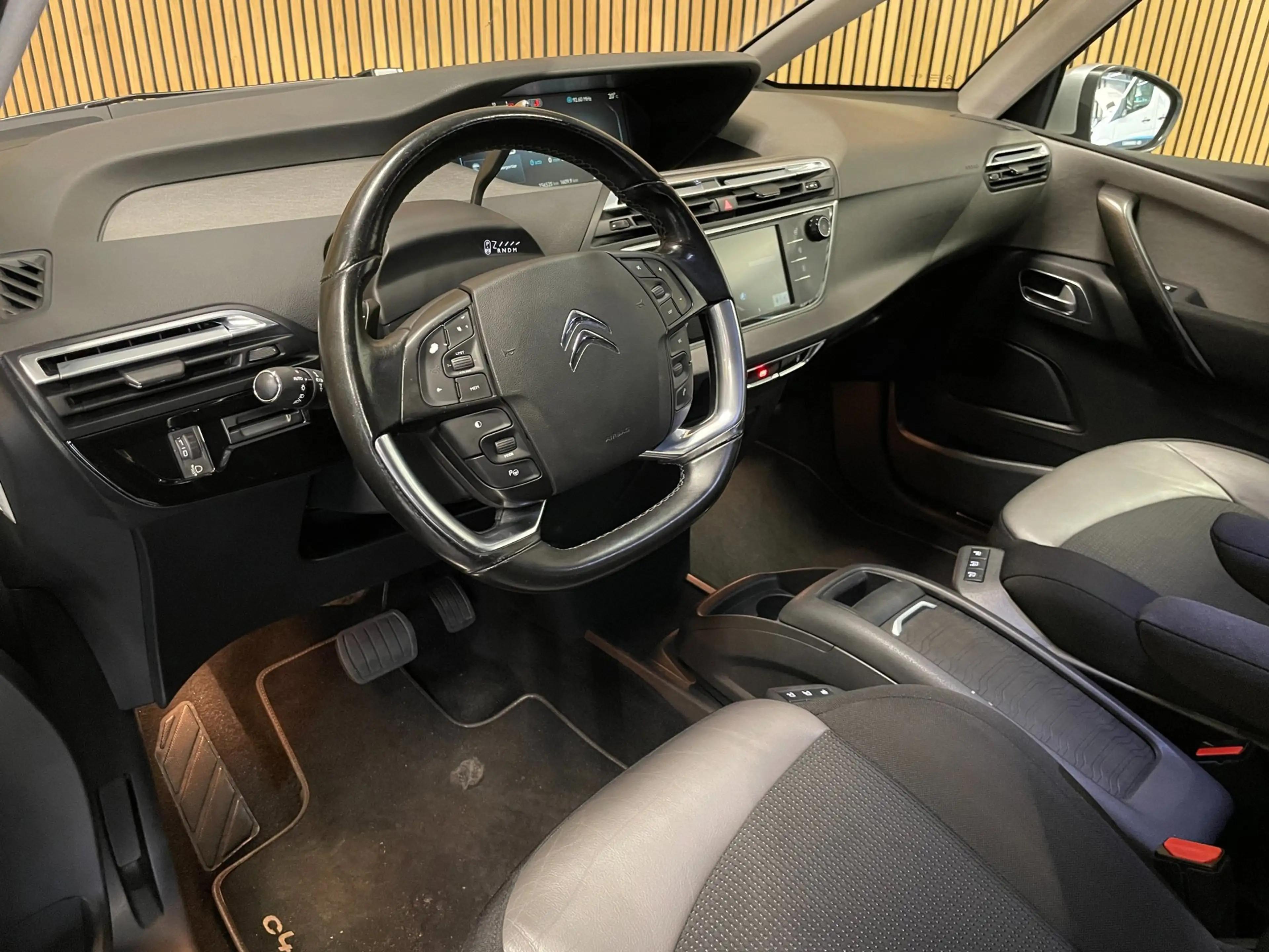 Citroen C4 Picasso 1.6 BlueHDi|AUTOMAAT|TREKHAAK|STOELMASSAGE|DIGITAL — photo 31