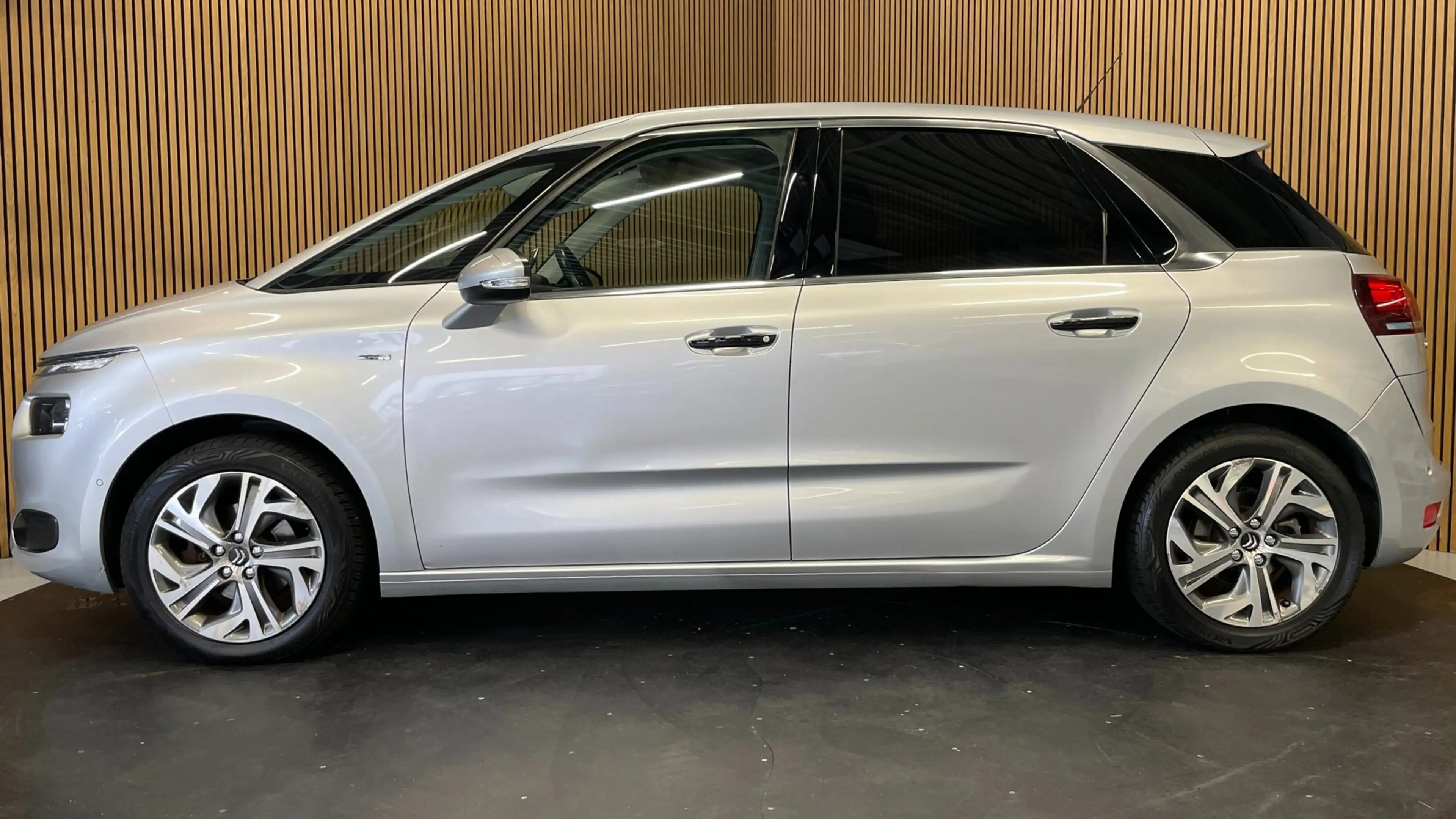 Citroen C4 Picasso 1.6 BlueHDi|AUTOMAAT|TREKHAAK|STOELMASSAGE|DIGITAL — photo 33