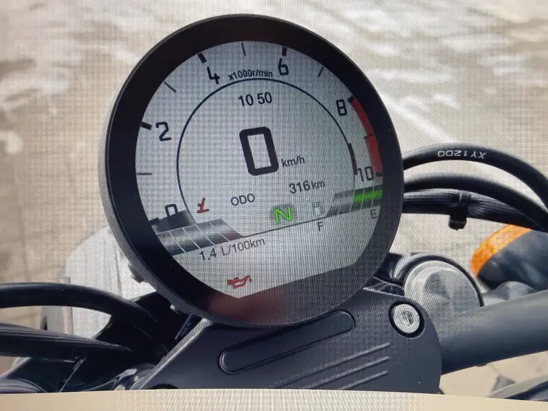 Harley-Davidson Sportster Forty Eight - foto 8