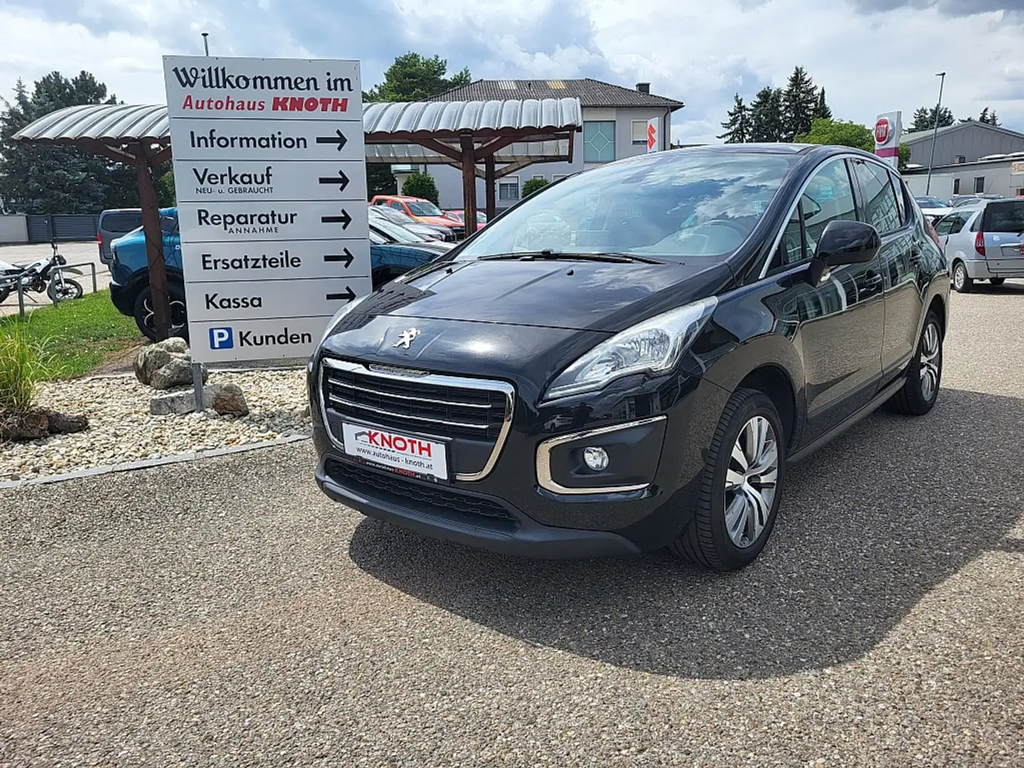 Peugeot 3008 1,6 BlueHDi 120 S&S Business Line Noir - 1