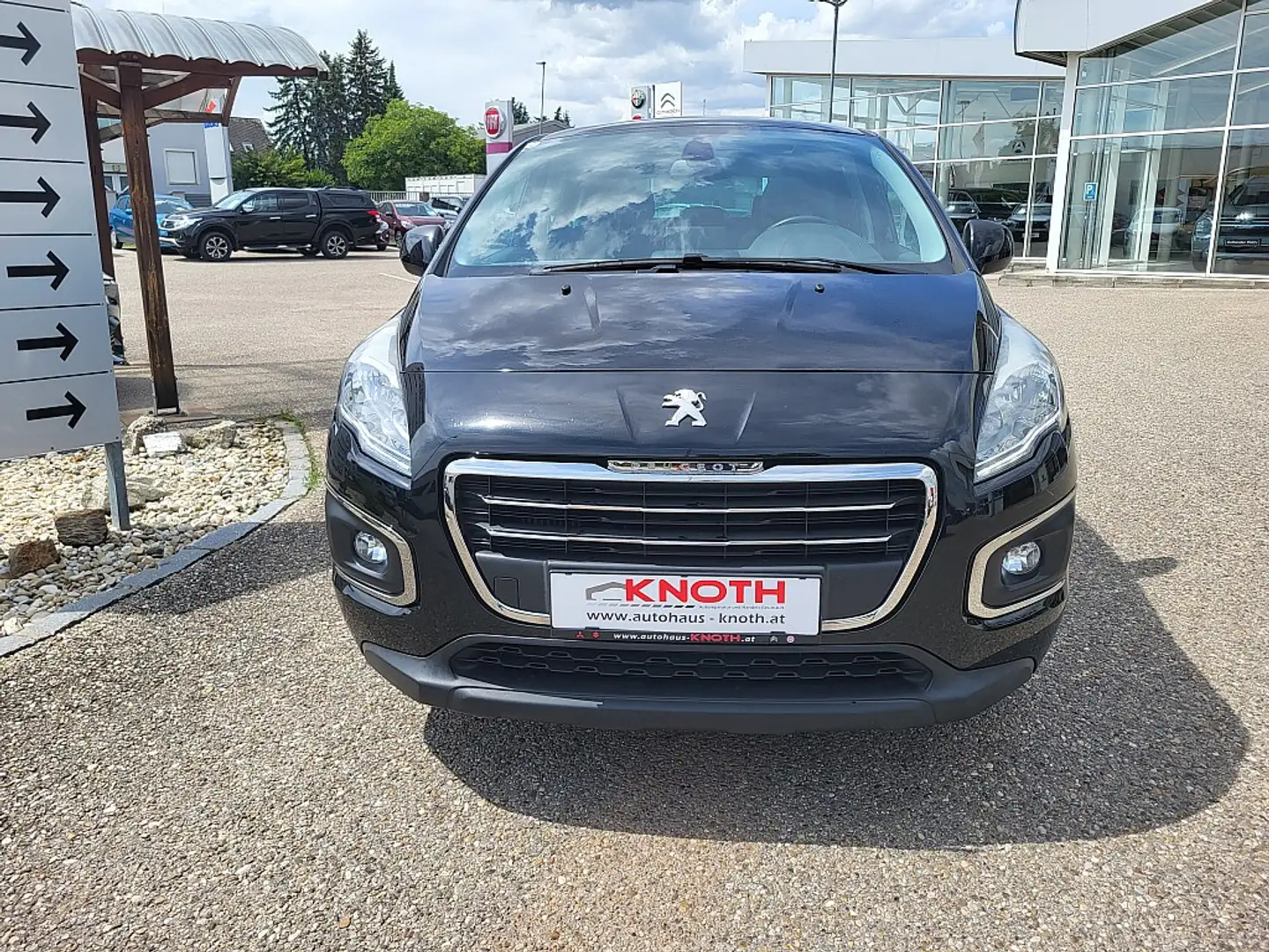 Peugeot 3008 1,6 BlueHDi 120 S&S Business Line Noir - 2