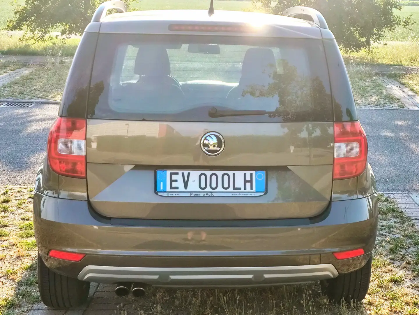 Skoda Yeti Yeti 1.6 tdi Ambition GreenLine Marrone - 2