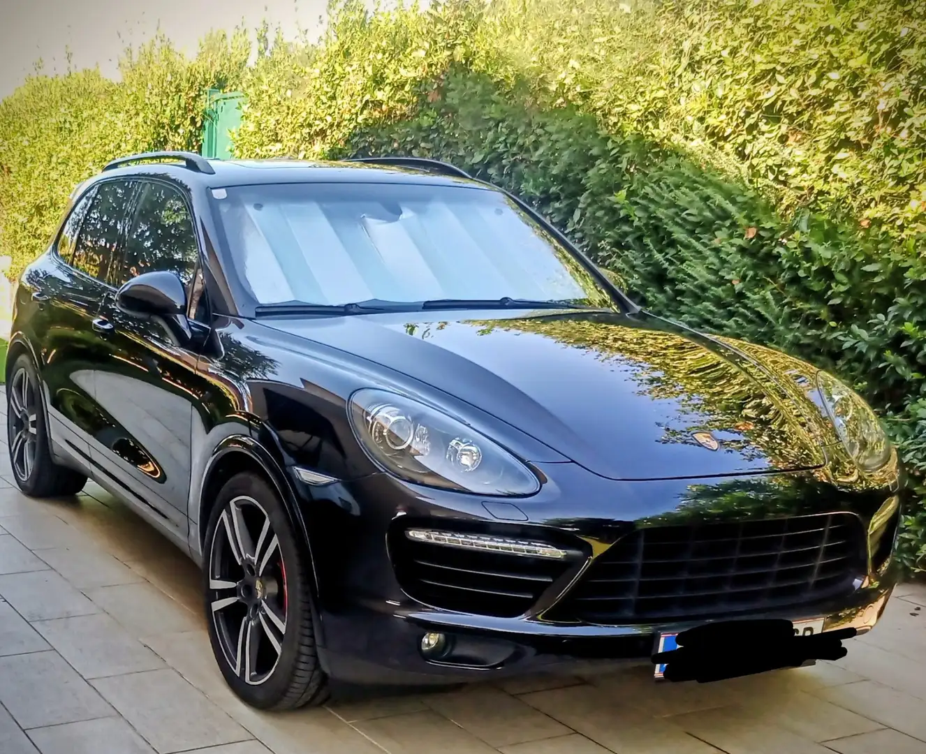 Porsche Cayenne II Turbo Aut. Schwarz - 1