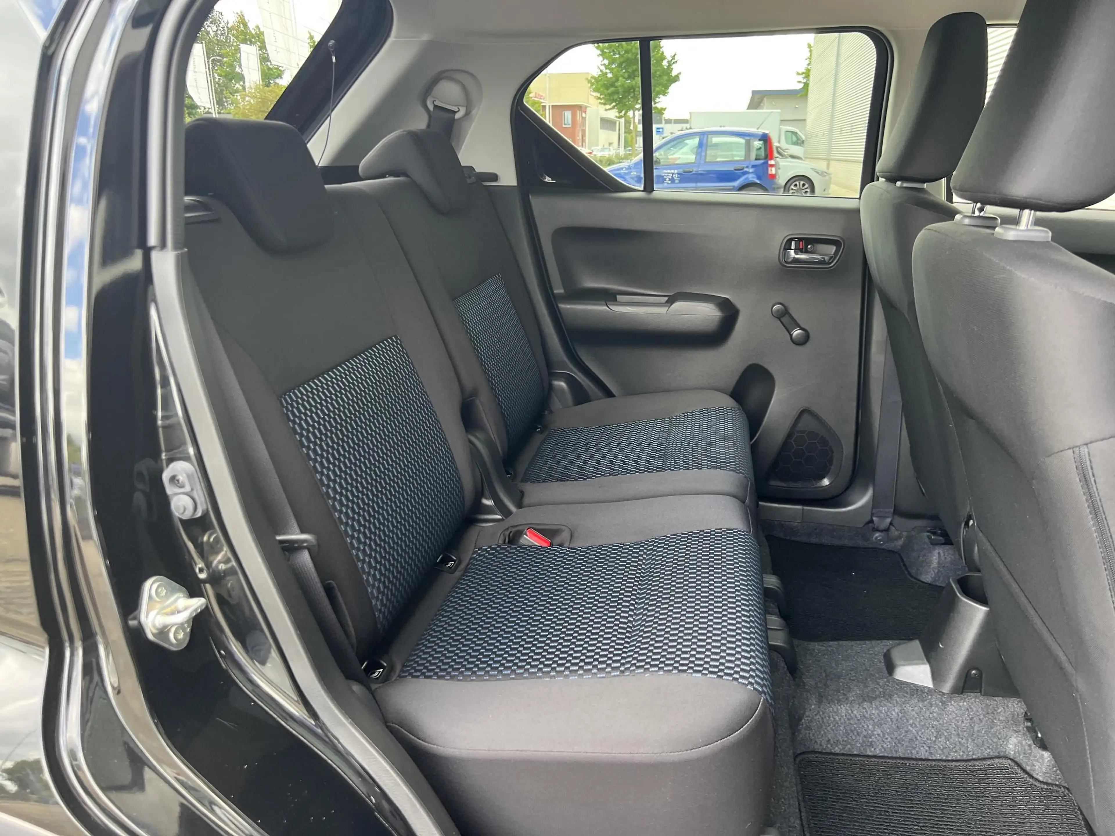 Suzuki Ignis 1.2 Smart Hybrid Select | Apple Carplay & Android — photo 12