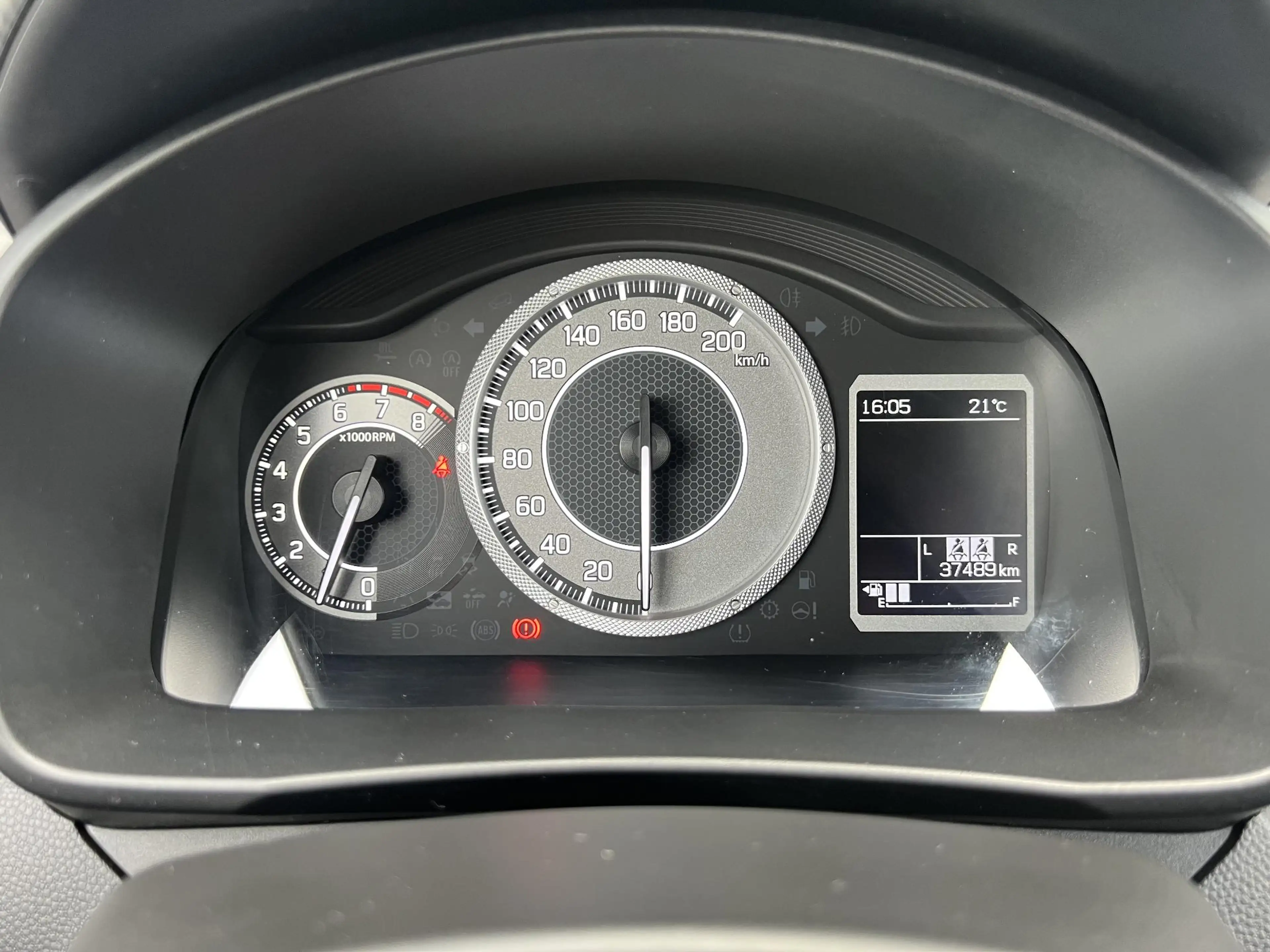 Suzuki Ignis 1.2 Smart Hybrid Select | Apple Carplay & Android — photo 17