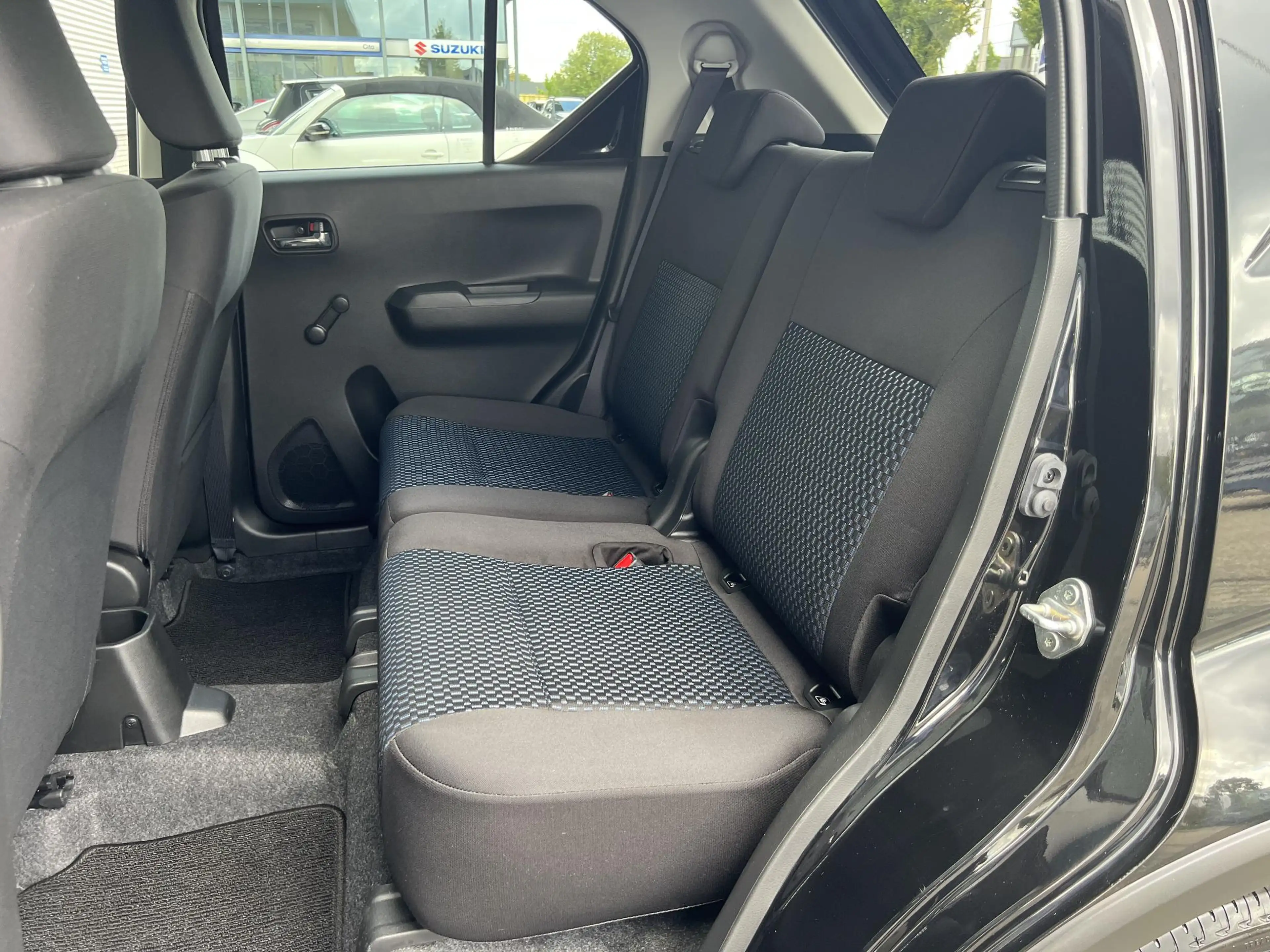 Suzuki Ignis 1.2 Smart Hybrid Select | Apple Carplay & Android — photo 9