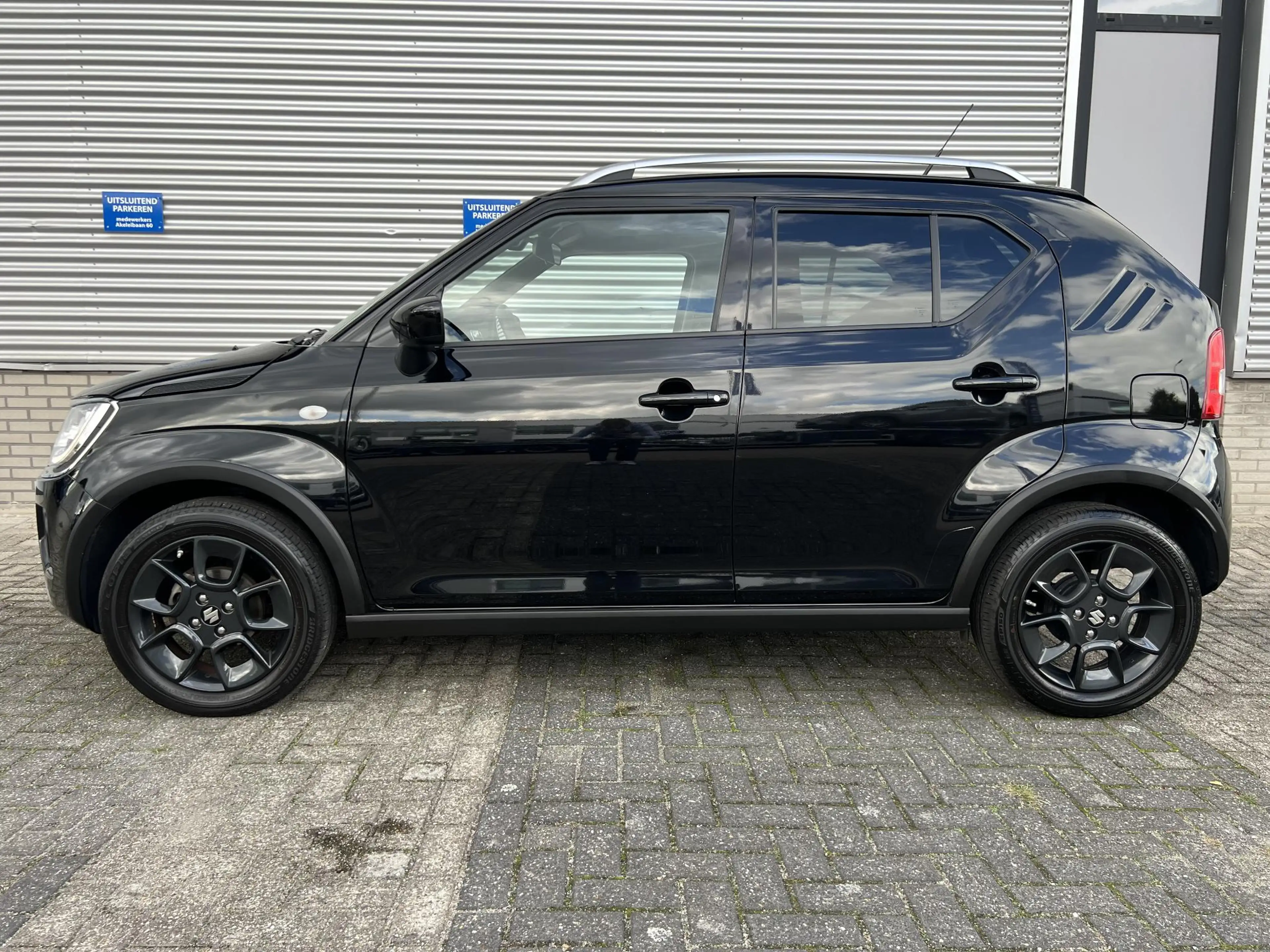 Suzuki Ignis 1.2 Smart Hybrid Select | Apple Carplay & Android — photo 3