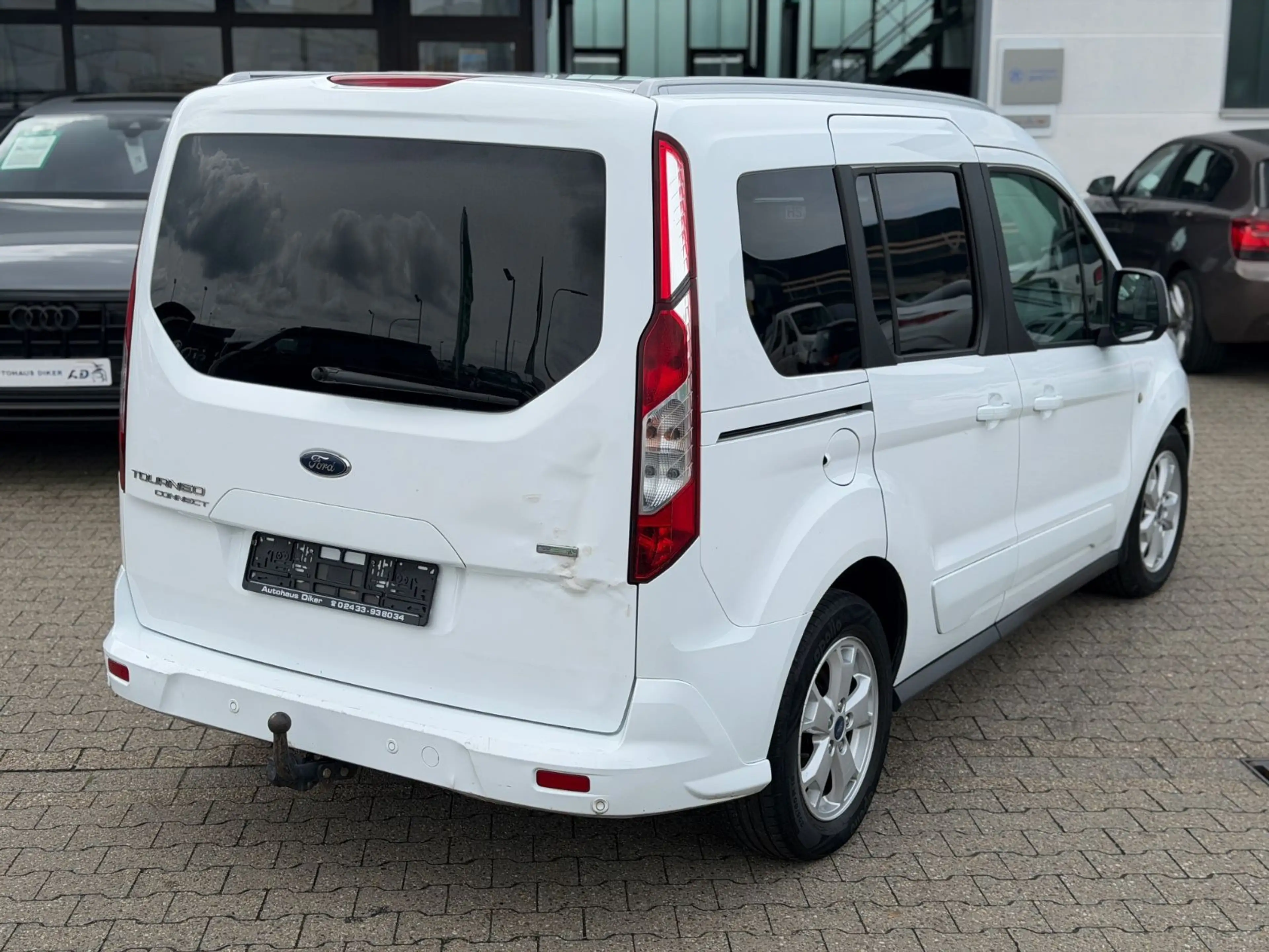 Ford Tourneo Connect Titanium Euro6, Klimaauto., Pano — photo 4
