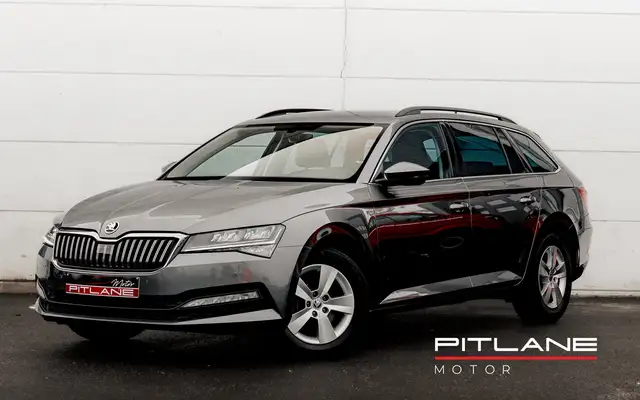 Skoda Superb Combi 1.5 TSI EDITION Clever DSG7 / CAMERA / LED !