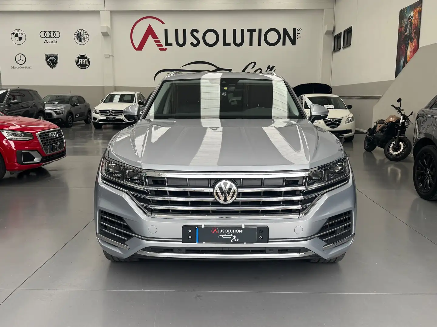 Volkswagen Touareg Touareg 3.0 V6 TDI 286 CV SCR Advanced Plateado - 2