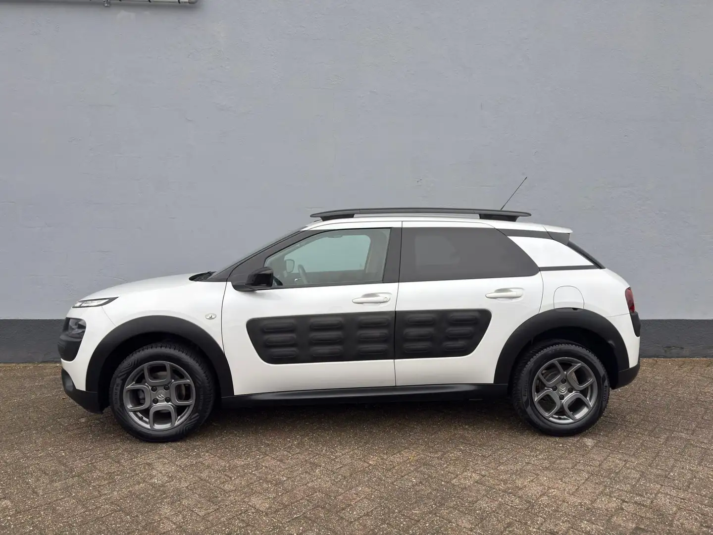 Citroen C4 Cactus 1.2 Shine Automaat - Navigatie Weiß - 2