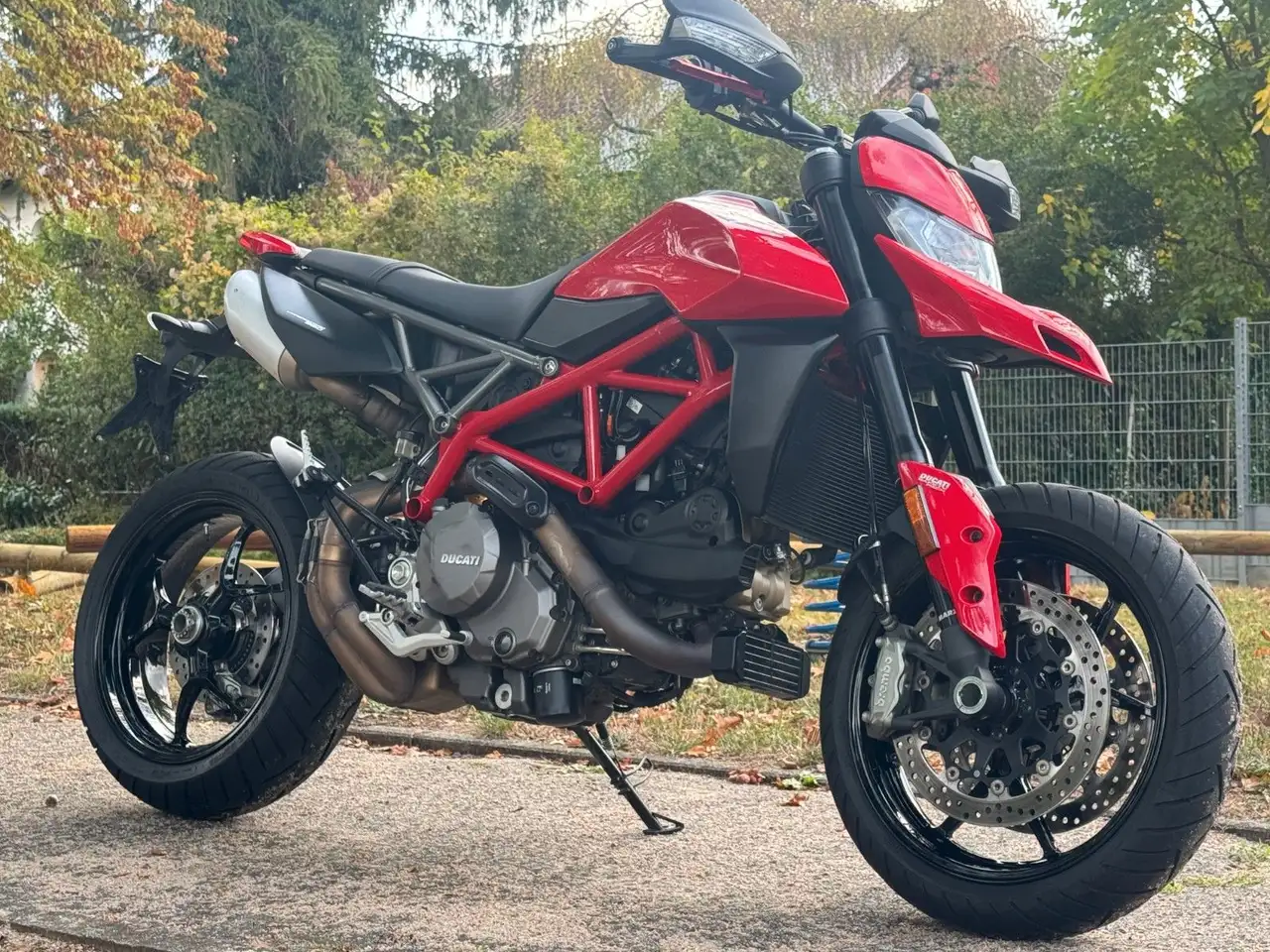 Ducati Hypermotard 950