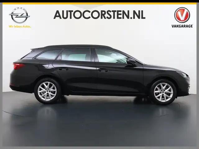 Seat Leon view 4