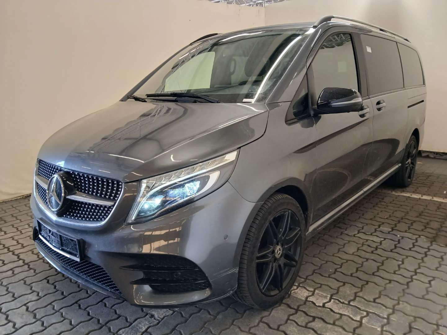 Second hand Mercedes Benz V-Class 