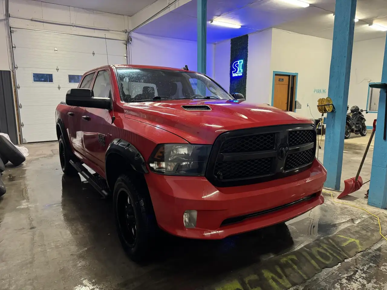 RAM 1500 снимка RAM 1500