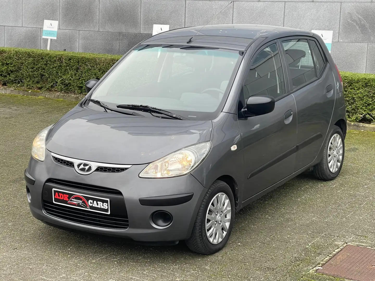 Hyundai i10 1.1i Comfort Gris - 2