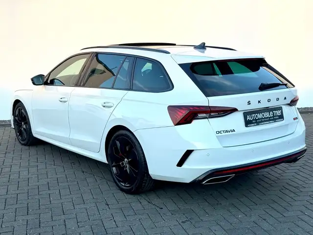 Skoda Octavia view 7