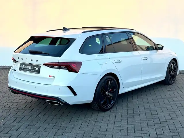 Skoda Octavia view 5