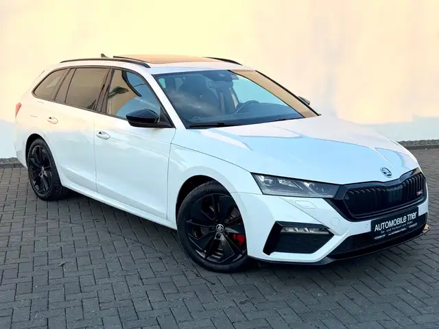 Skoda Octavia view 3