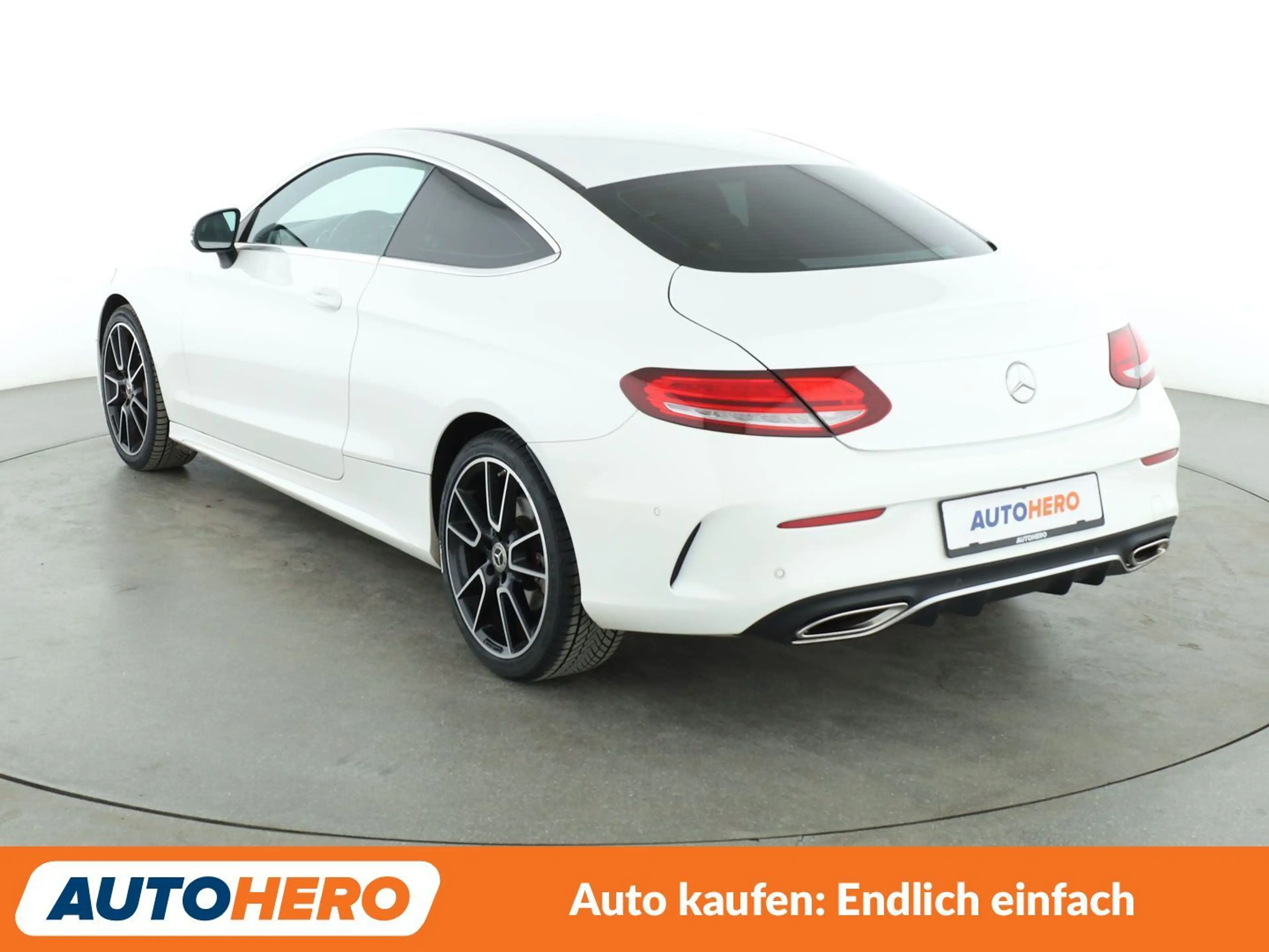 Mercedes-Benz C 400 C 400 4Matic AMG Line Aut.*NAVI*LED*ACC* — photo 4