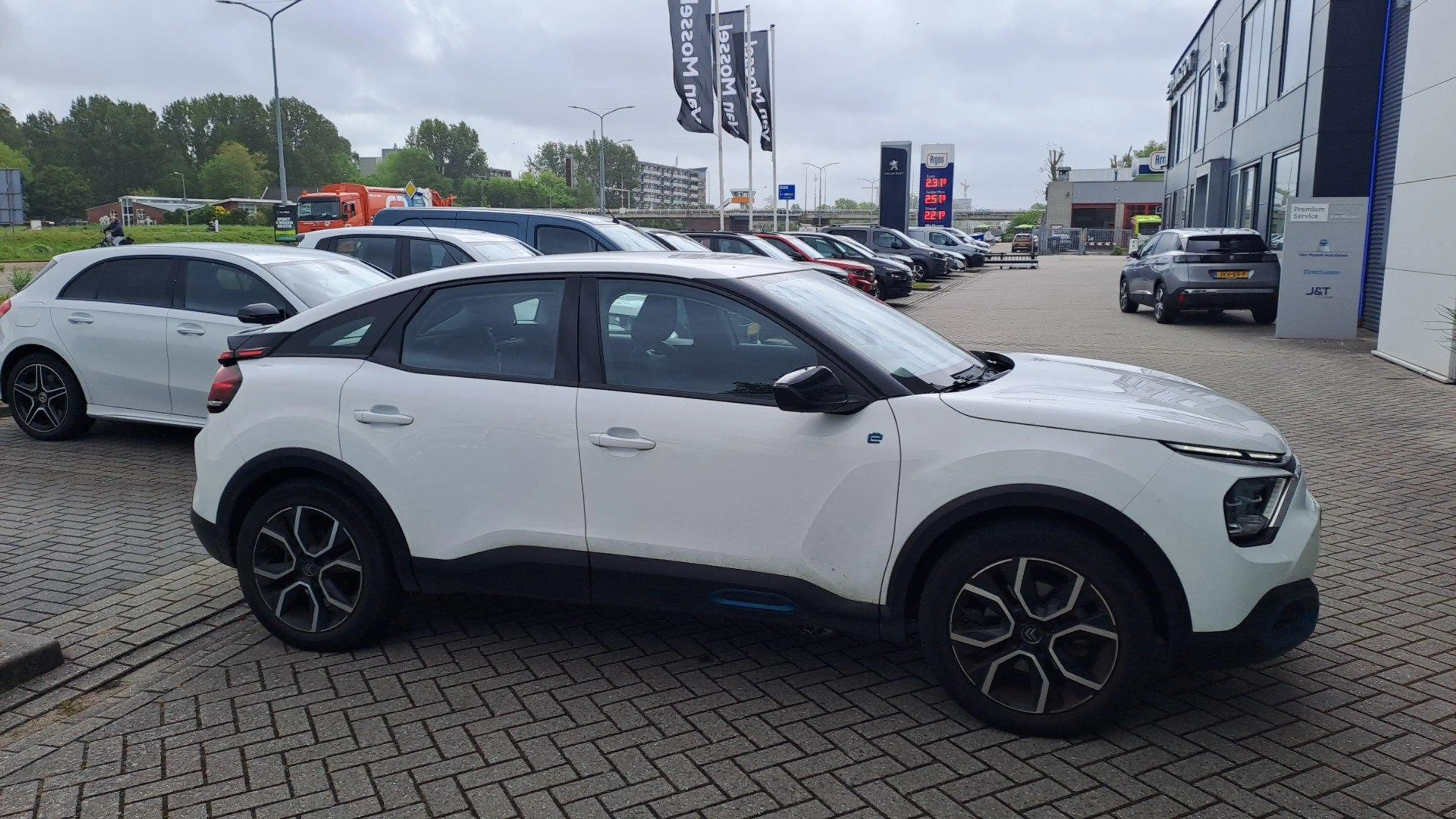 Citroen E-C4 Electric Feel Pack 50 kWh — photo 9